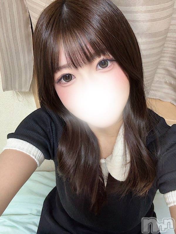 世恋ふうか