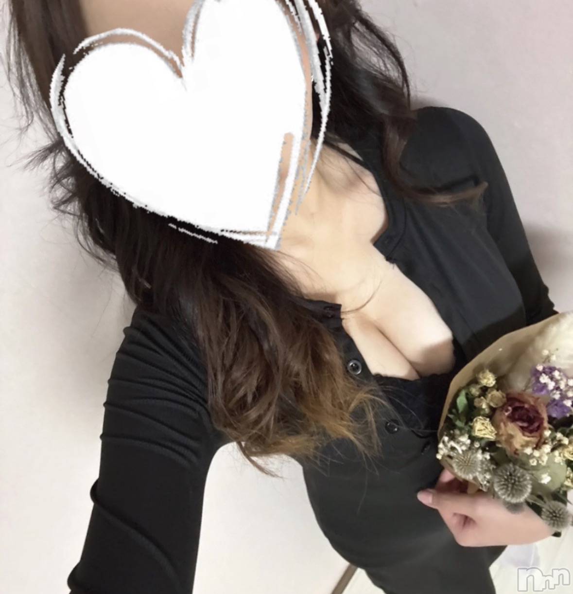 新潟メンズエステRelaxation Salon HISUI(リラクゼーションサロンヒスイ)せいら(21)の2026年10月27日写メブログ「次の出勤は、28日です！！👧🏻🌺」