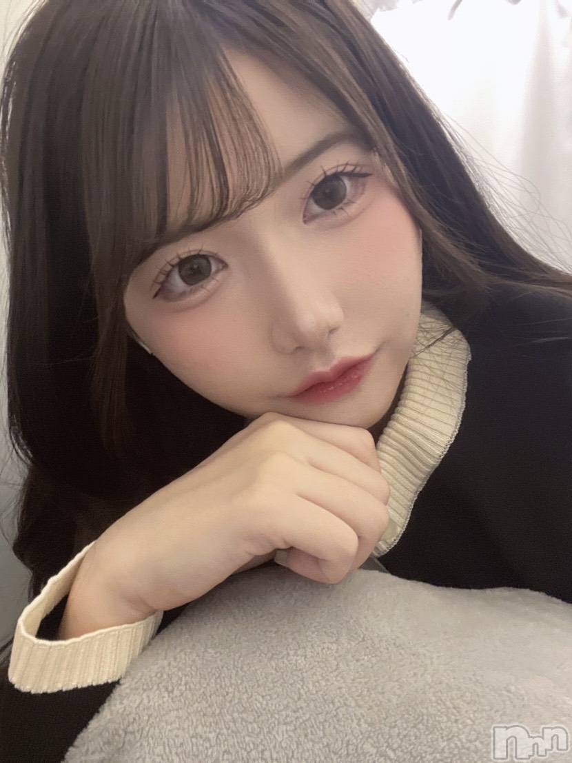 桃瀬あすな