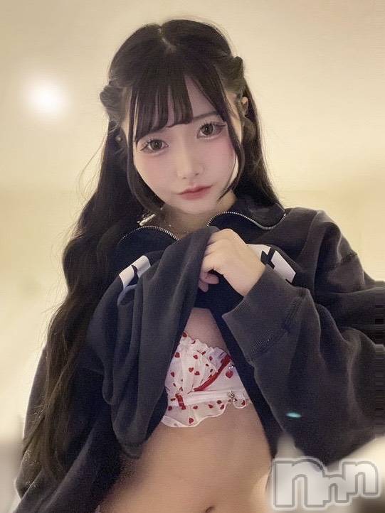 桃瀬あすな