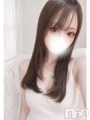 にな(♪♪)(特別料金)(19) 身長161cm、スリーサイズB85(D).W56.H83。上越デリヘル HONEY(ハニー)在籍。