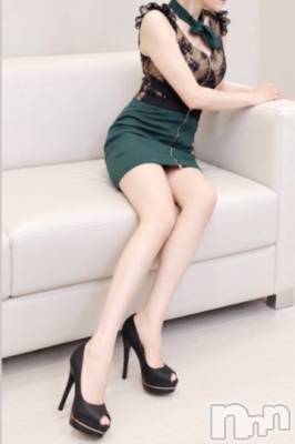 新人☆ふゆみ(44) 身長158cm、スリーサイズB84(C).W59.H85。長野デリヘル Story ～人妻物語～在籍。