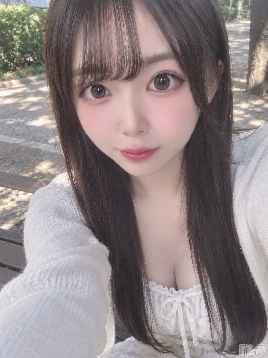白羽ゆあ