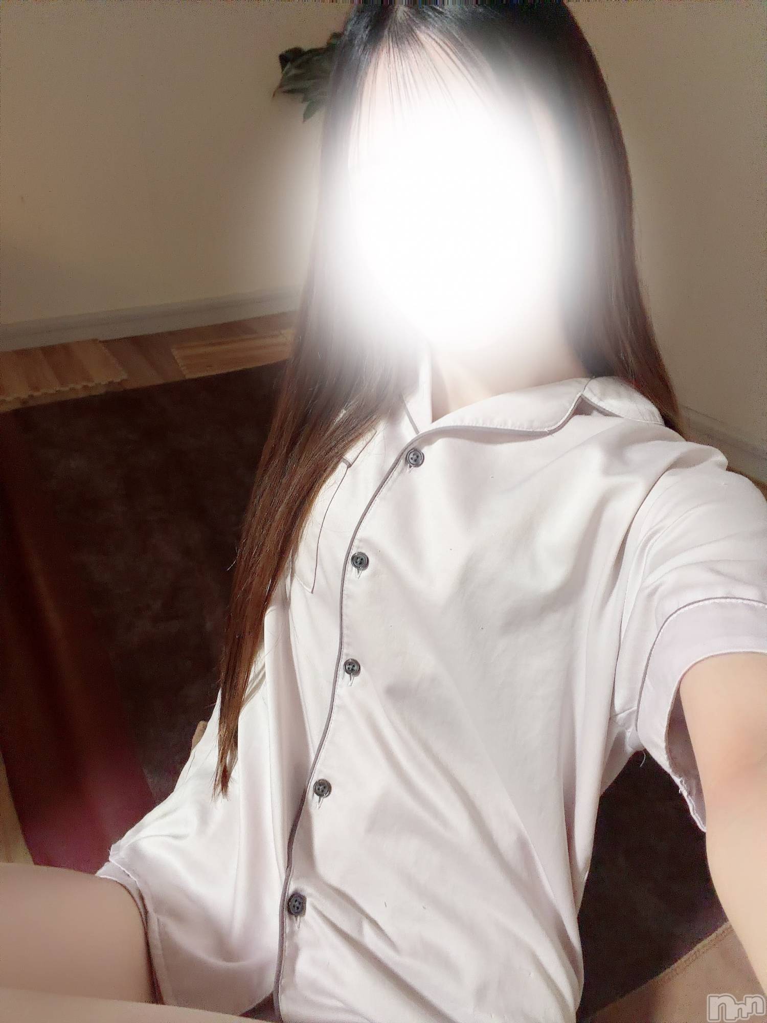 新潟メンズエステMYIRO　-マイロ-(マイロ)ゆな(20)の2026年10月16日写メブログ「出勤しました♡」