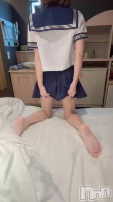 見えそうで見えない/////