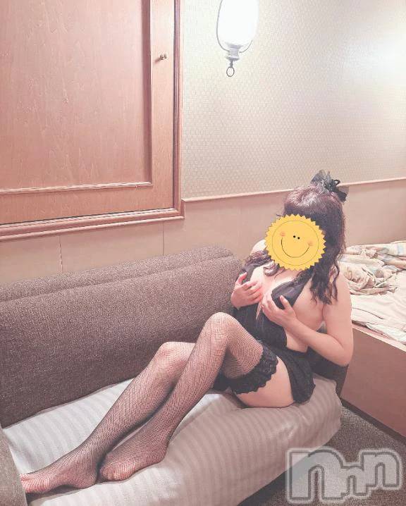 新潟デリヘル熟女の風俗 最終章(ジュクジョノフウゾクサイシュウショウ)ななえ(40)の2026年10月21日写メブログ「明日ラスト枠御予約菜々江ファン様～」