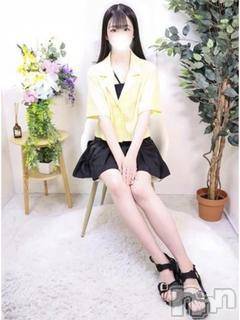 なつき(♪)(特別料金)(21) 身長163cm、スリーサイズB84(B).W55.H84。上越デリヘル HONEY(ハニー)在籍。