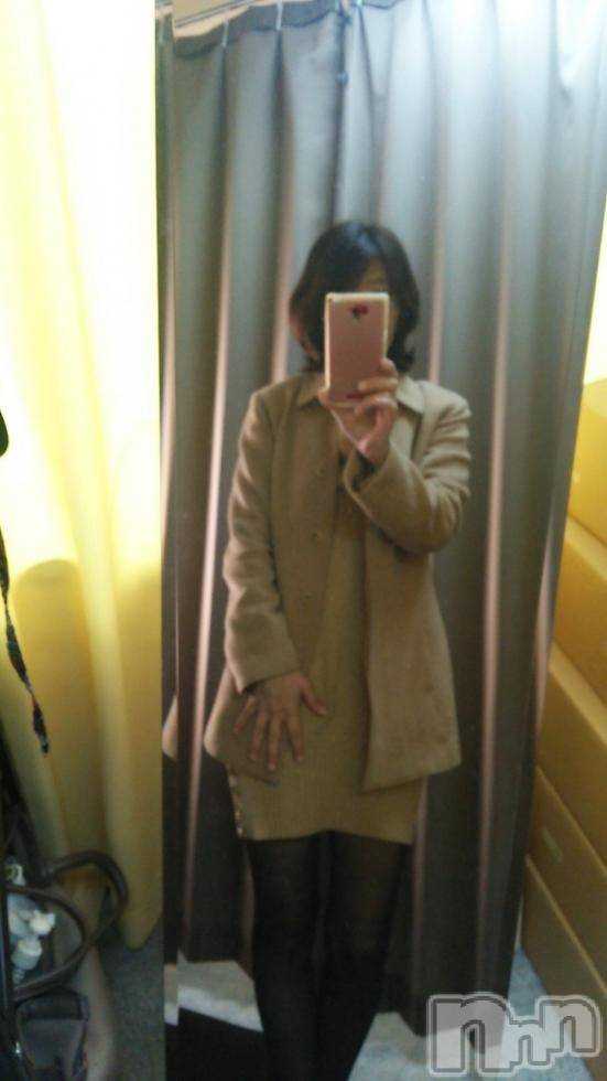 新潟人妻デリヘル人妻不倫処　桃屋　新潟店(ヒトヅマフリンドコロモモヤ) みこと殿方の女神(48)の11月23日写メブログ「(。>д<)」