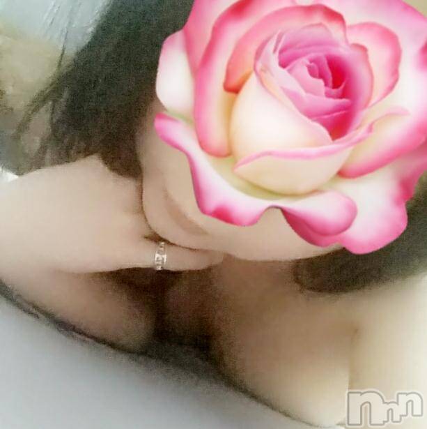 新潟デリヘル(ビアンカニイガタテン)の2016年6月4日お店速報「☆エッチなお時間＋癒しも味わせるのは不倫商事だけ♪☆」