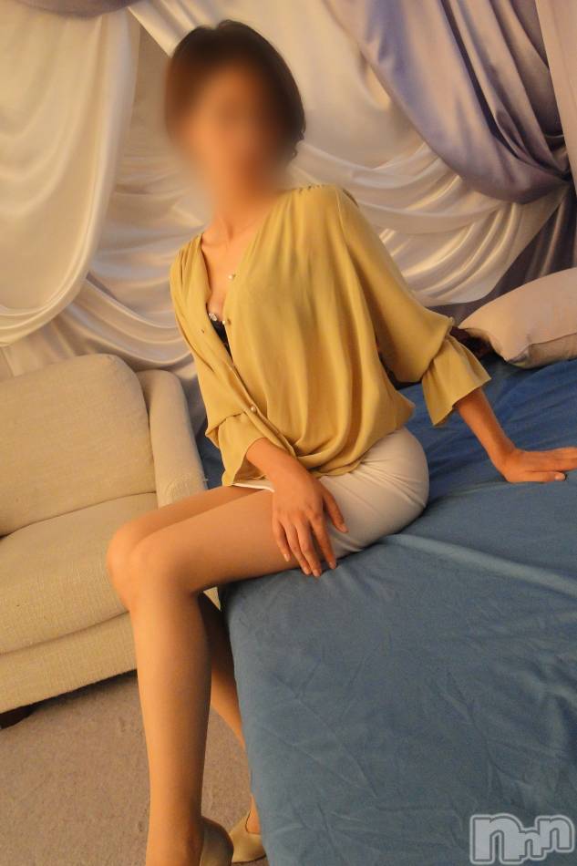 長岡デリヘル(ビアンカナガオカテン)の2022年9月1日お店速報「☆またまた新人さんデビュー決定＆純真無垢な新人若妻さんもご出勤♪」