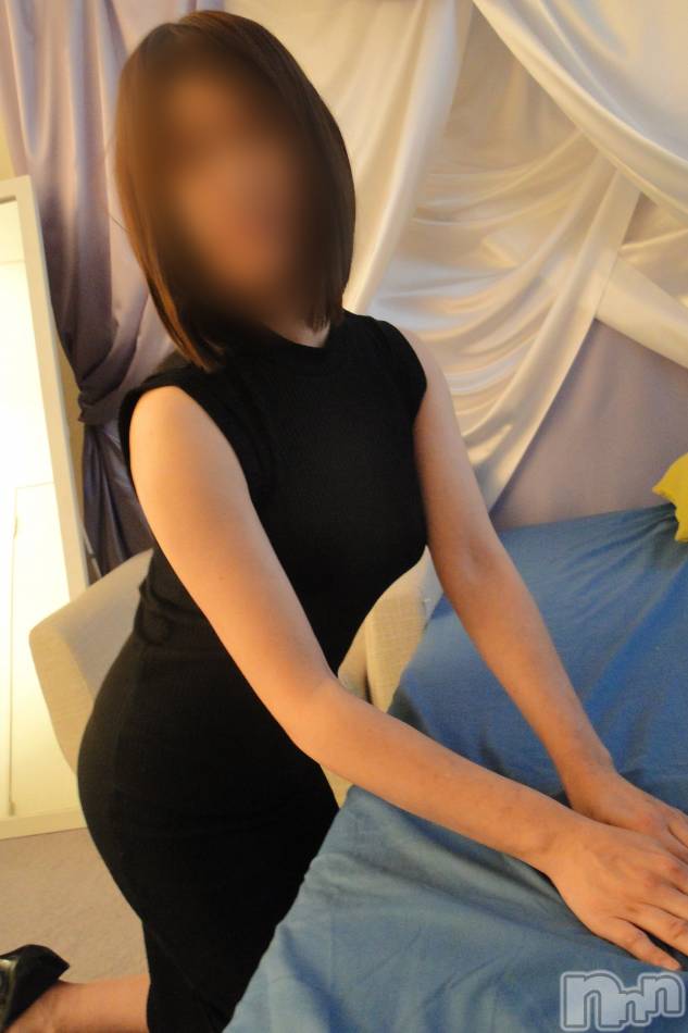 長岡デリヘル(ビアンカナガオカテン)の2023年2月24日お店速報「☆新人美人奥様ご出勤＆割引券のご使用期限が今月末となっております♪」