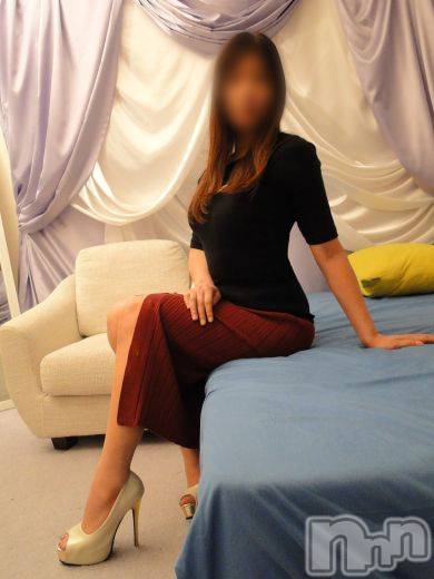 長岡人妻デリヘル(ビアンカナガオカテン)の2025年3月9日お店速報「☆出勤3日目美人奥様＆newプレミアムカード絶賛配布中♪」
