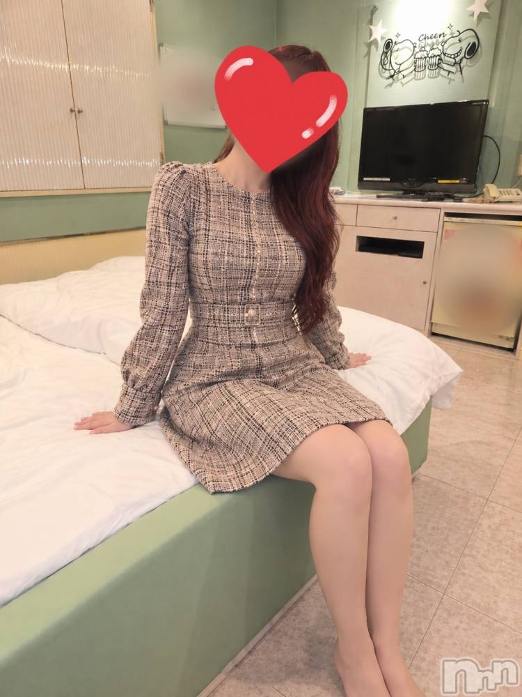 三条デリヘル人妻じゅんちゃん-出稼ぎ0！地元の奥様専門-(ヒトヅマジュンチャン) 浜崎りの☆綺麗系！黒髪美女！(36)の10月19日写メブログ「どうしようかな♡」