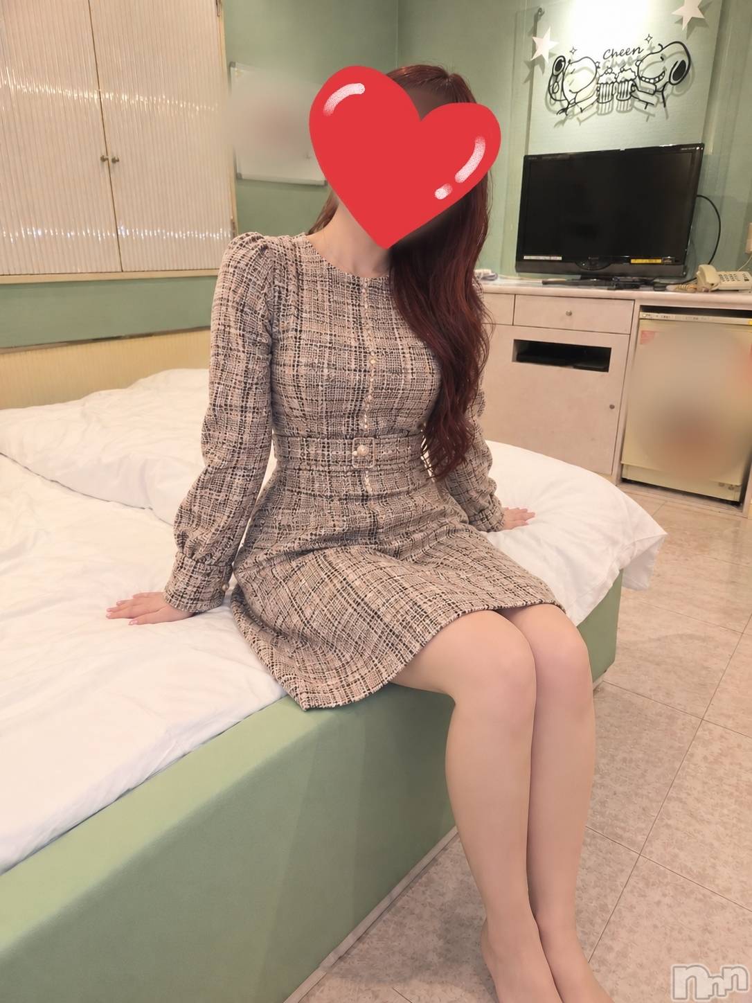 三条デリヘル人妻じゅんちゃん-出稼ぎ0！地元の奥様専門-(ヒトヅマジュンチャン)浜崎りの☆綺麗系！黒髪美女！(36)の2026年10月19日写メブログ「どうしようかな♡」