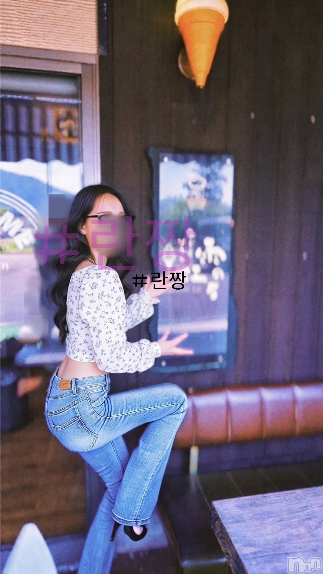 長岡デリヘルBIANCA～主人の知らない私～長岡店(ビアンカナガオカテン)宮本　らんこ(33)の2025年5月29日写メブログ「ポージング迷子🤣🤣🤣」