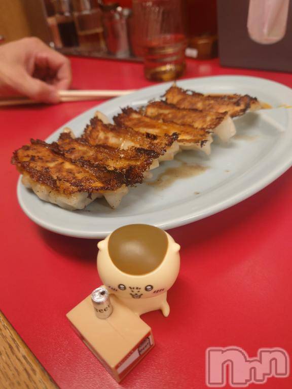 長岡デリヘルBIANCA～主人の知らない私～長岡店(ビアンカナガオカテン)宮本　らんこ(33)の2025年10月5日写メブログ「みんなのすきな餃子教えて😘🥟」
