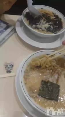 長岡デリヘル BIANCA～主人の知らない私～長岡店(ビアンカナガオカテン) 宮本　らんこ(33)の10月22日動画「＃熟女のグルメ🍜🍥」