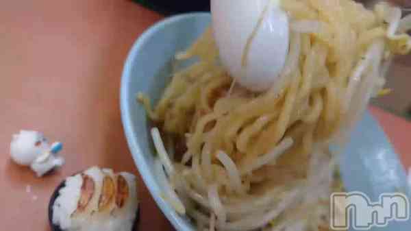 宮本　らんこの動画 ＃おれのらーかつらかつらーかつらかつ🍜🍜🍜あはあはあ