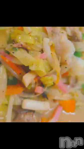 宮本　らんこの動画 ＃夜中のおやつ🍜