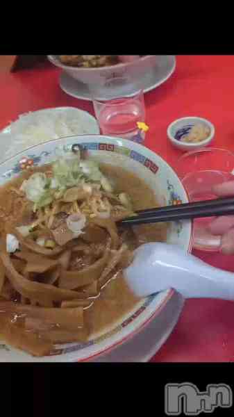 宮本　らんこの動画 ＃熟女のグルメ🍜🍥