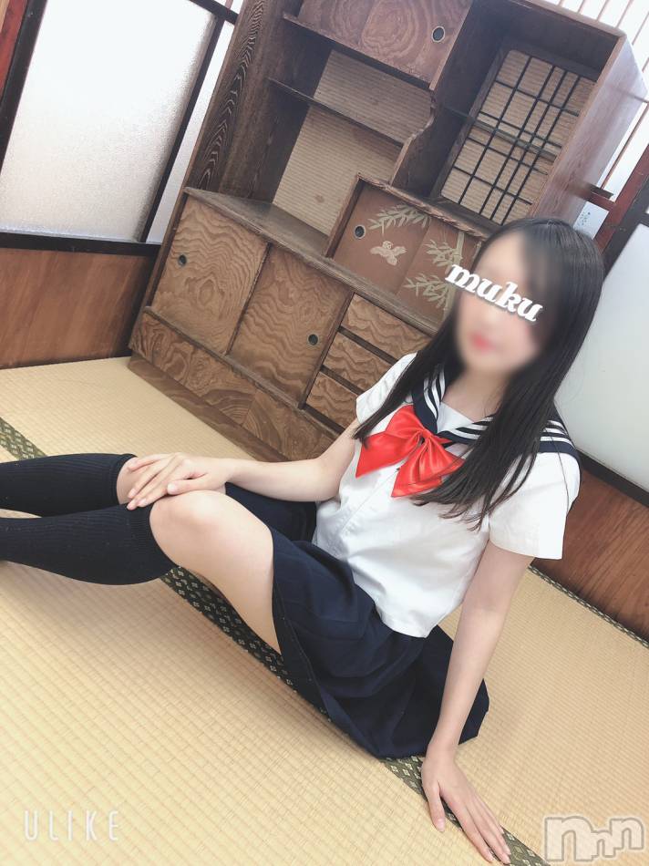 長岡デリヘル(ジュンムク)の2019年8月5日お店速報「この子の制服姿『たまらないです』」