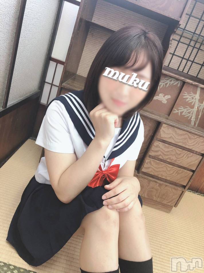 長岡デリヘル(ジュンムク)の2019年10月19日お店速報「Eカップの巨乳美少女♪」