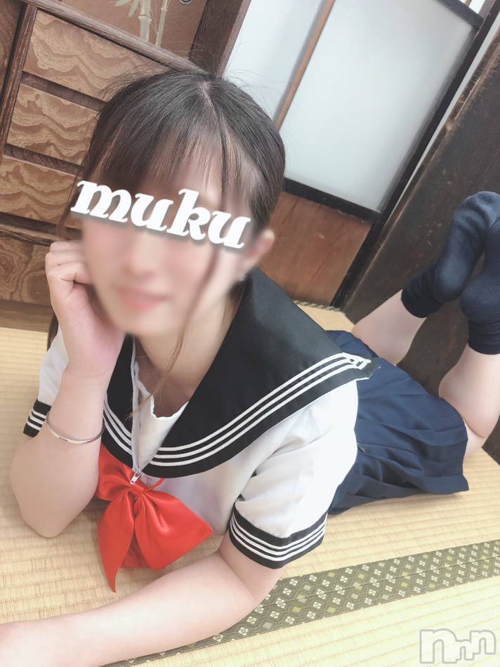 長岡デリヘル(ジュンムク)の2019年10月25日お店速報「色白純無垢美少女」