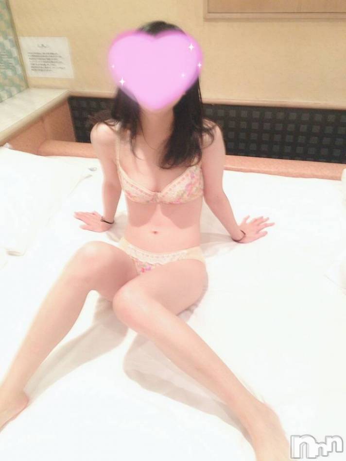 長岡デリヘル(ジュンムク)の2020年7月5日お店速報「【ゆみちゃん】本日で涙の卒業となります... 22時からの出勤です！」