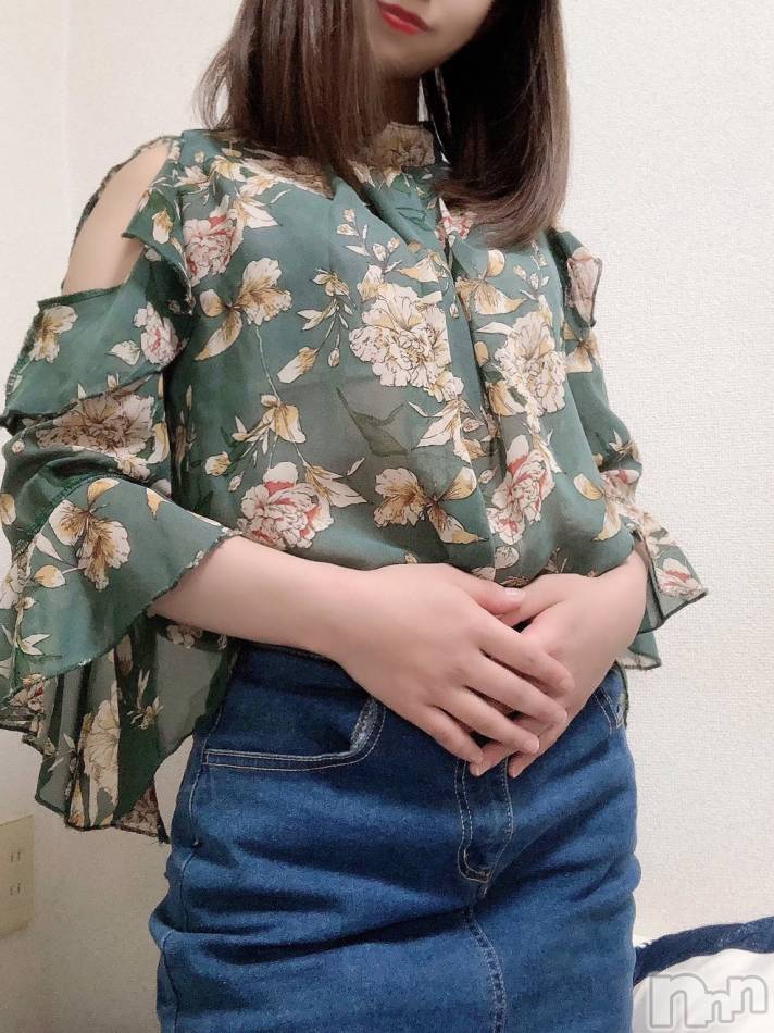 長岡デリヘル(ジュンムク)の2020年8月4日お店速報「彼女の気遣いと素朴さに癒されること間違いナシ【ひかりちゃん】今すぐご案内」