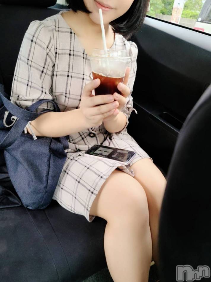 長岡デリヘル(ジュンムク)の2020年8月15日お店速報「真夏の夜甘い思ひでを『ゆりちゃん』といかがですか？ご予約お待ちしてます！」
