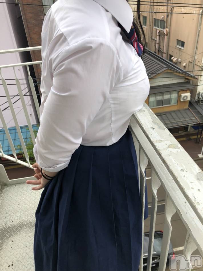 長岡デリヘル(ジュンムク)の2020年9月13日お店速報「幼く可愛い童顔美少女【かなのちゃん】本日完売！！ありがとうございます！」