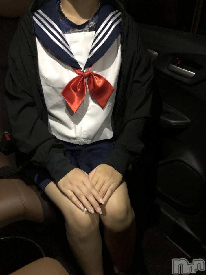 長岡デリヘル(ジュンムク)の2020年10月4日お店速報「恋人気分を楽しめる素敵なひと時になること間違いなし【なるみ】20時～」