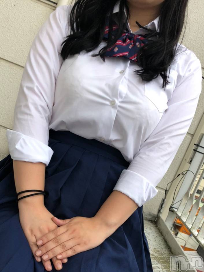 長岡デリヘル(ジュンムク)の2020年10月11日お店速報「優しくおっとりとした癒し系の女の子【かなのちゃん】17時～ご案内可！！」