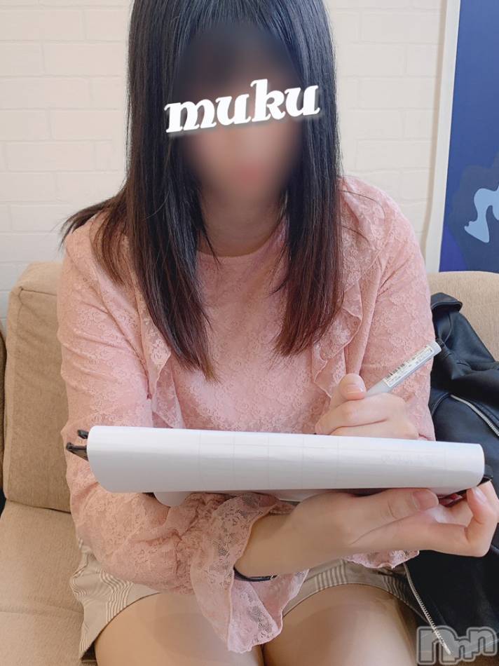 長岡デリヘル(ジュンムク)の2020年11月24日お店速報「初々しさ半端なし！【じゅらちゃん】23:30～ご予約お待ちしております！」