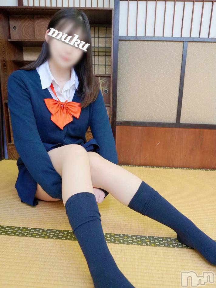 長岡デリヘル(ジュンムク)の2020年12月18日お店速報「ラスト枠にて限定顔射OP有り！【まいかちゃん】今すぐご案内可能です！！」