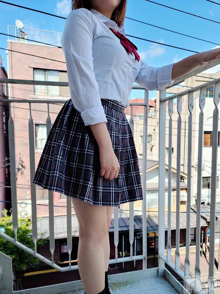 長岡デリヘル(ジュンムク)の2020年12月23日お店速報「放課後おっぱい！制服の中のFカップ【はるひちゃん】18時～ご案内可！」