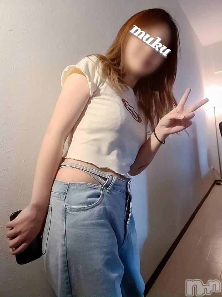 長岡デリヘル(ジュンムク)の2021年1月20日お店速報「素敵な笑顔とイチャイチャ好きな【あおいちゃん】との時間は14:15から！」