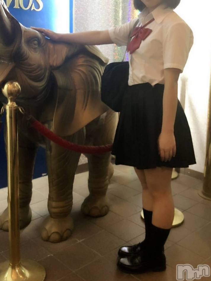 長岡デリヘル(ジュンムク)の2021年1月22日お店速報「居酒屋さんでも人気な看板嬢♪愛嬌可愛さエロさ純粋さ無垢ぽさオール100点」