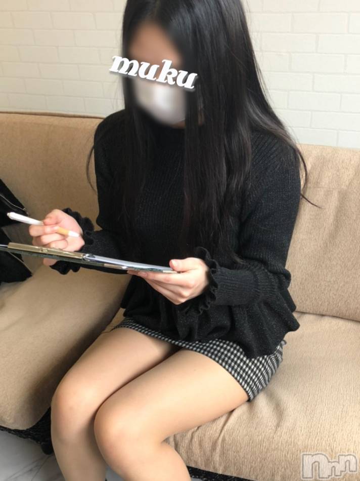 長岡デリヘル(ジュンムク)の2021年1月30日お店速報「本日体験入店1日目！黒髪ロングヘアー好きのお客様大変お待たせ致しました！」