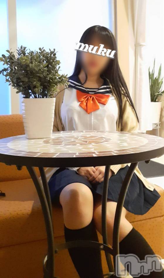 長岡デリヘル(ジュンムク)の2021年2月18日お店速報「ほどよく丸みを帯びた色気タップリの美尻【ゆいなちゃん】Fカップをご堪能！」