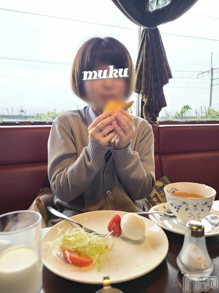 長岡デリヘル(ジュンムク)の2021年4月14日お店速報「心優しい純朴少女、本日も元気に出勤中♪」