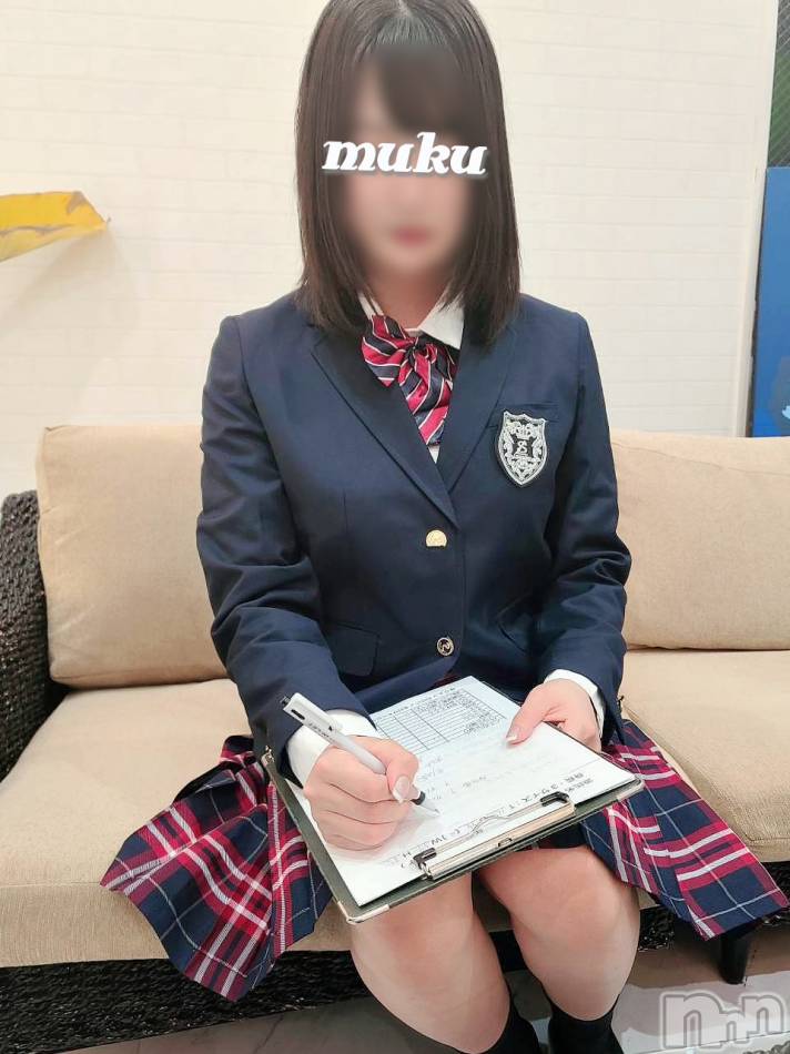 長岡デリヘル(ジュンムク)の2021年5月17日お店速報「【完全業界未経験！】出勤3日目『きよかちゃん』予約可能枠ございます。」