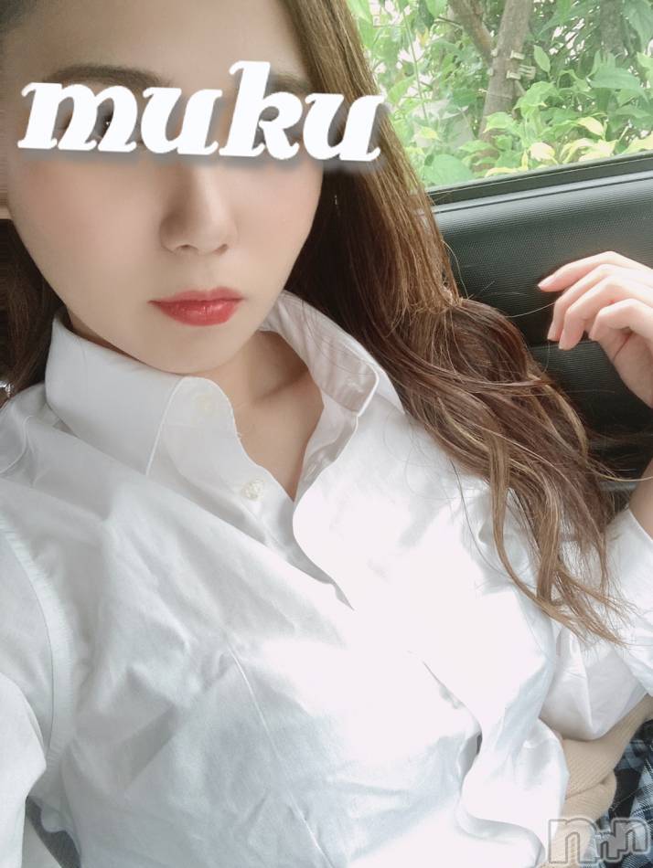 長岡デリヘル(ジュンムク)の2021年5月31日お店速報「ルーズソックスがよく似合うギャル校〇『あおいちゃん』好評出勤中」