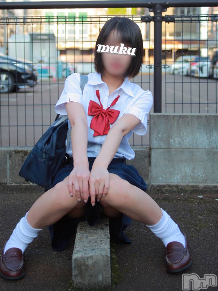 長岡デリヘル(ジュンムク)の2021年6月14日お店速報「 現役美少女大学生はぱいぱん無毛地帯 」