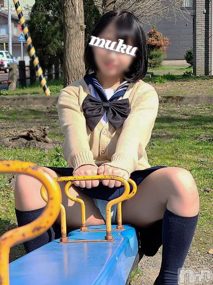 長岡デリヘル(ジュンムク)の2021年7月23日お店速報「愛敬抜群の居酒屋の看板人気娘『ゆりちゃん』本日残り枠僅か」