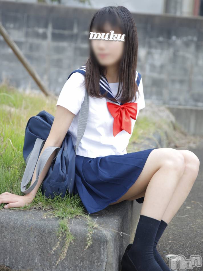 長岡デリヘル(ジュンムク)の2021年10月3日お店速報「 美形黒髪美少女!!ア◯ル舐めもイケる『ここねちゃん』明日出勤」