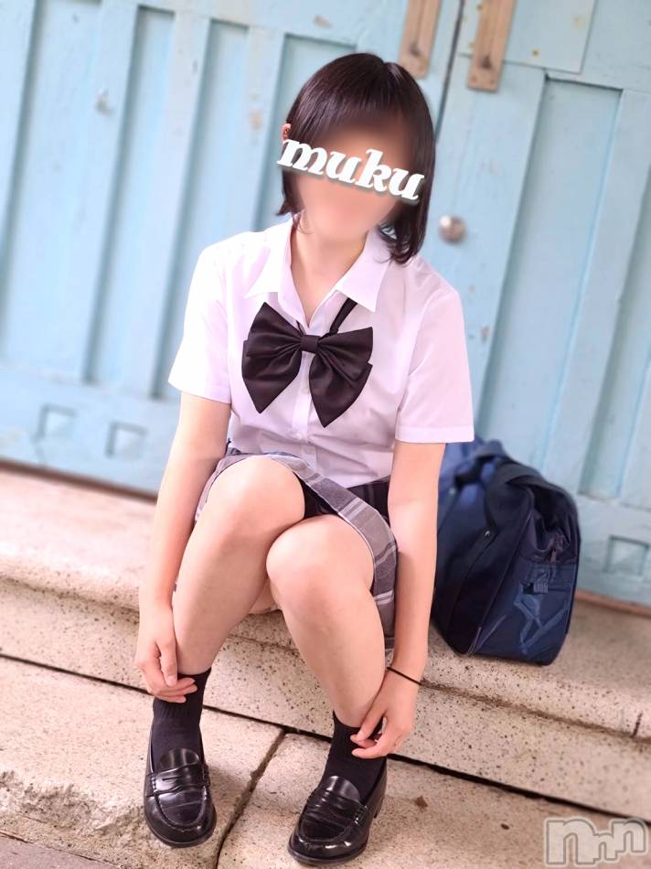 長岡デリヘル(ジュンムク)の2021年10月8日お店速報「完全業界未経験現役大学生の色白美巨乳『ようちゃん』残り僅か」