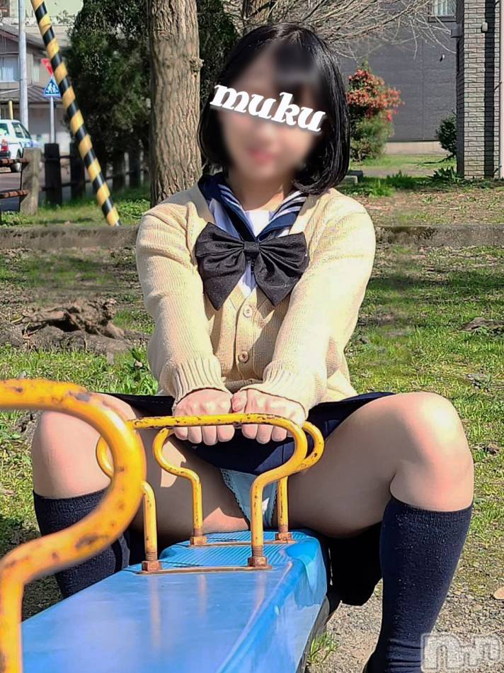 長岡デリヘル(ジュンムク)の2021年10月19日お店速報「現役大学生で居酒屋看板娘『ゆりちゃん』残り枠僅かご予約はお早めに」