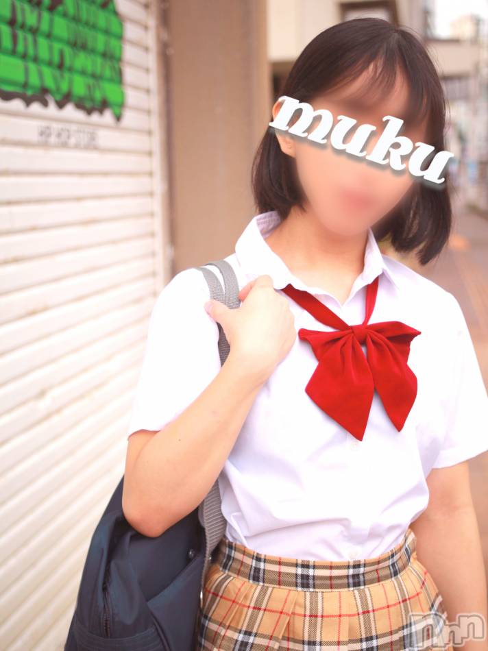 長岡デリヘル(ジュンムク)の2021年10月24日お店速報「現役大学生で居酒屋看板娘写真以上に美少女『ゆりちゃん』本日残り僅か」