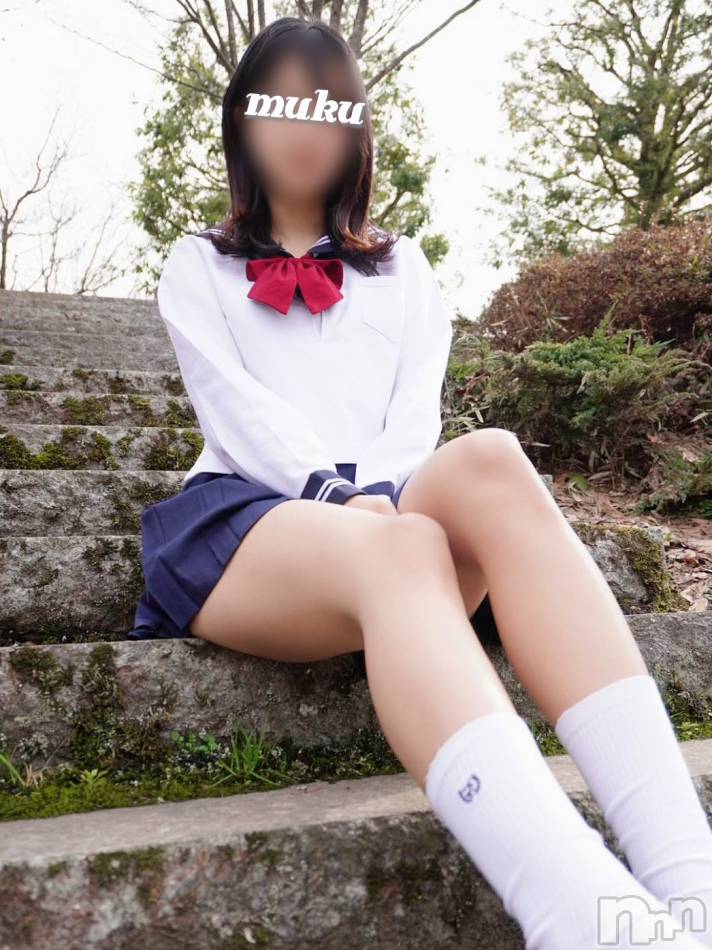 長岡デリヘル(ジュンムク)の2021年10月26日お店速報「 人気上昇中モデル系黒髪清楚美少女『あいちゃん』の濃厚プレイ」